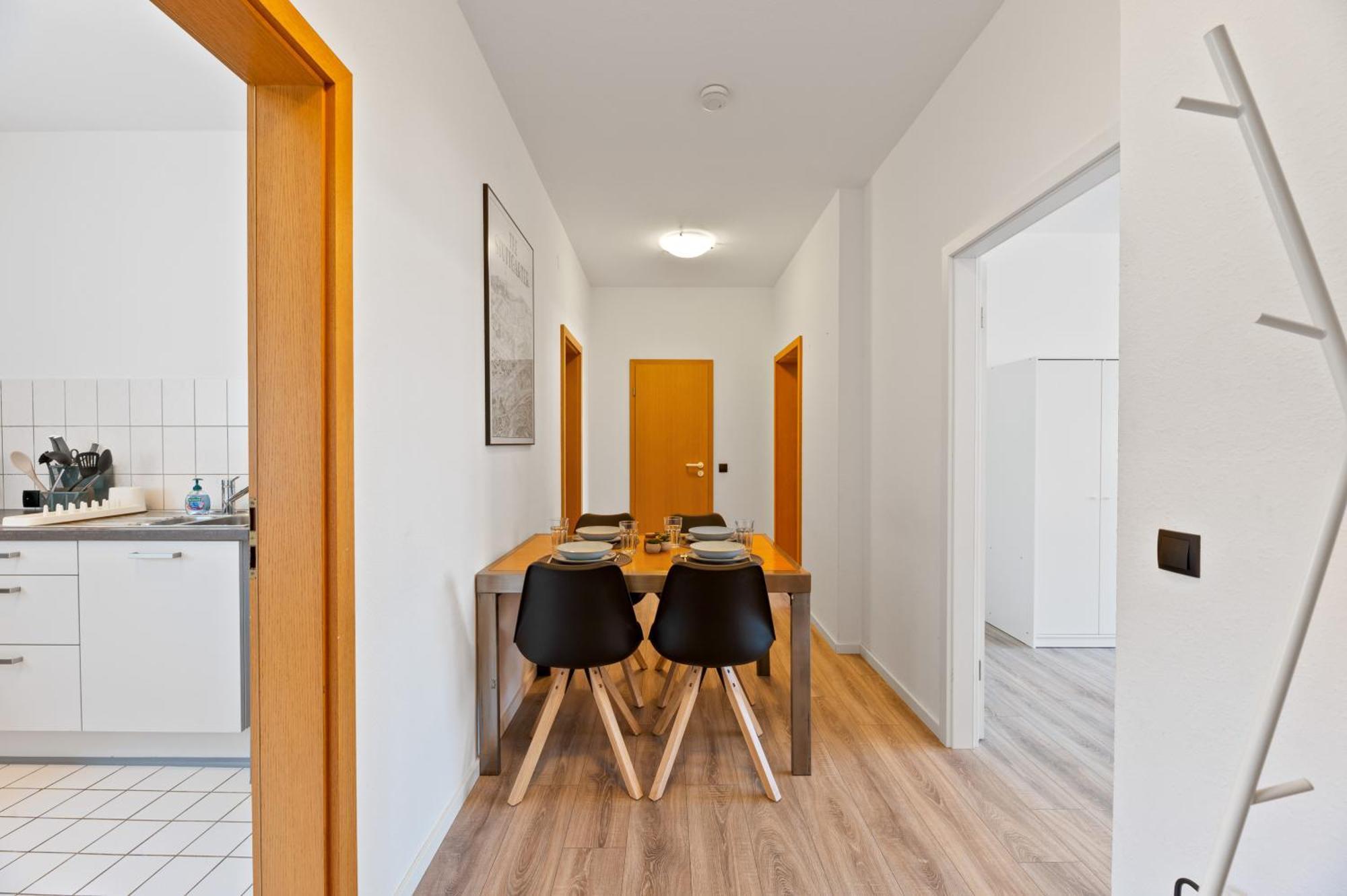 Steiners Hotel Airport-Messe Щутгарт Екстериор снимка