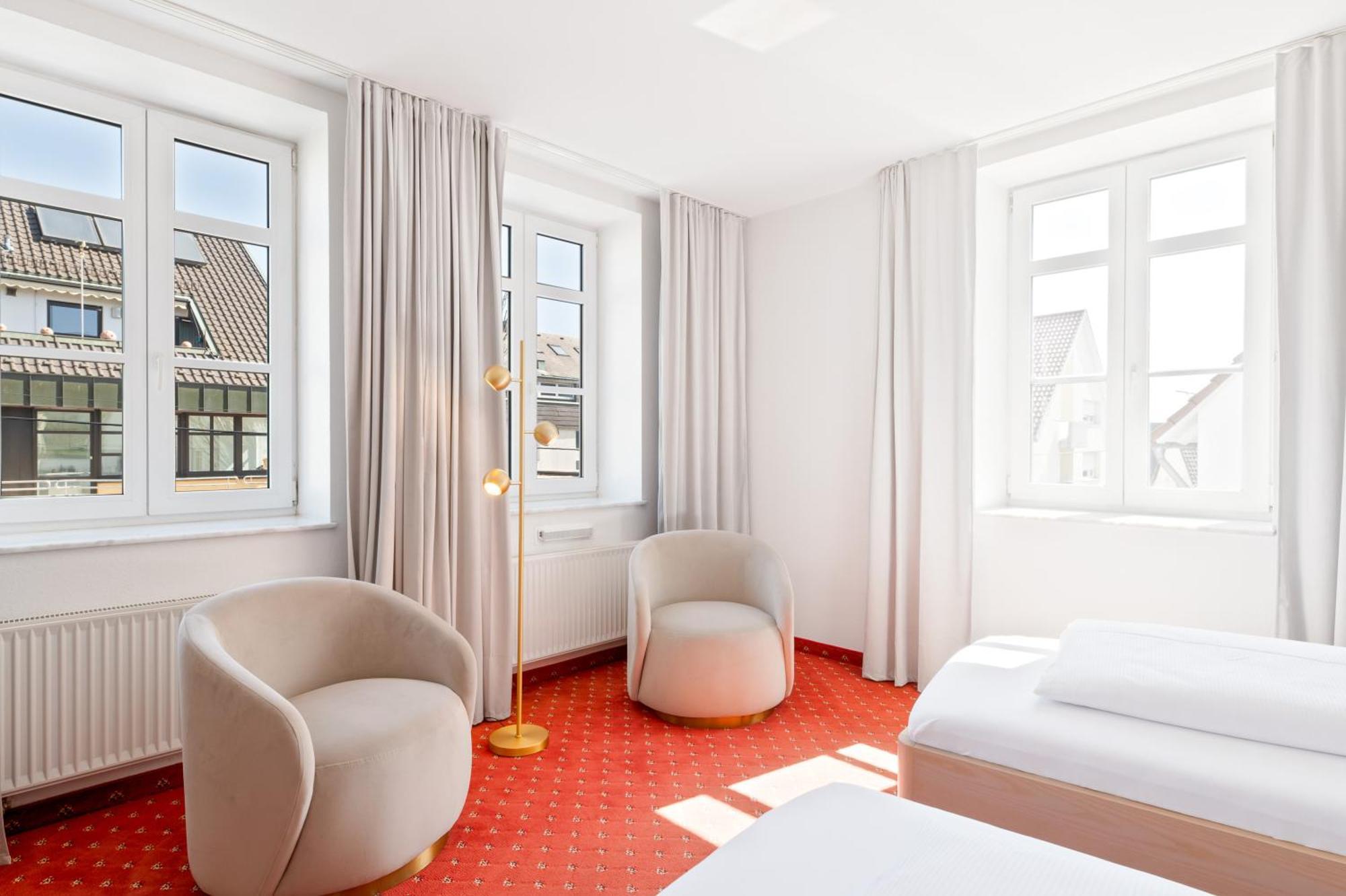Steiners Hotel Airport-Messe Щутгарт Екстериор снимка