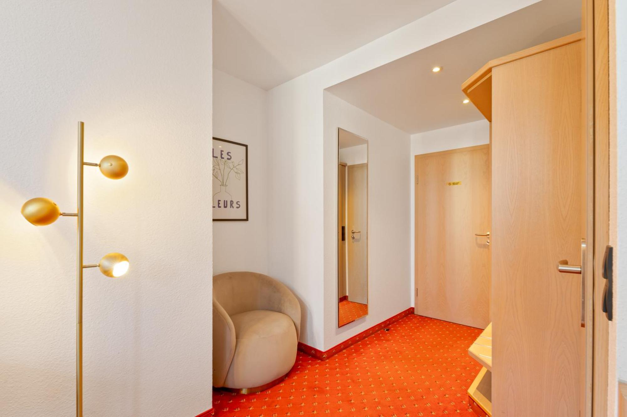 Steiners Hotel Airport-Messe Щутгарт Екстериор снимка