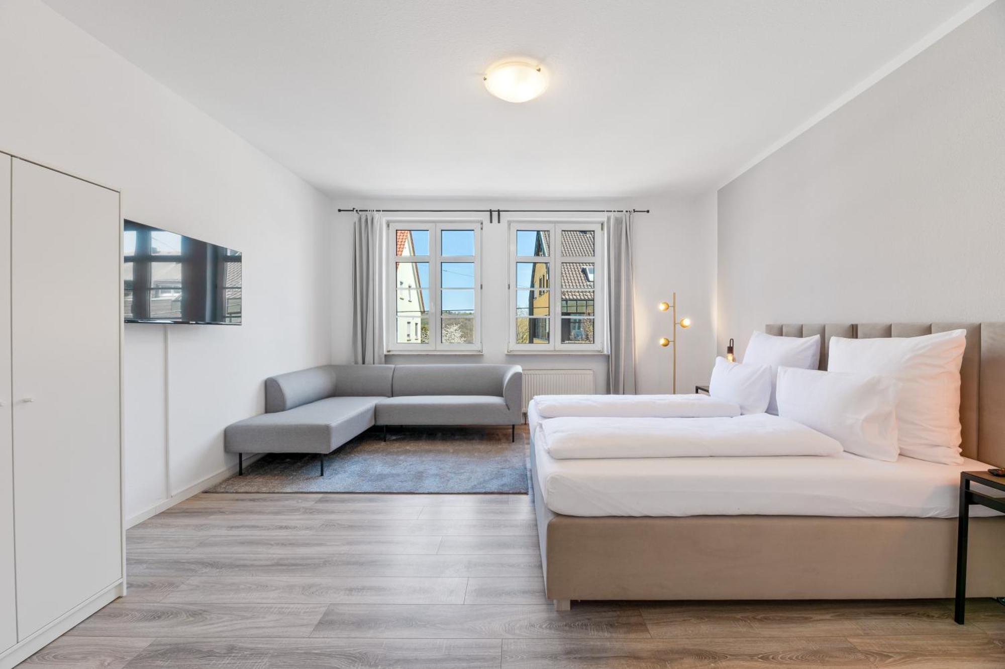 Steiners Hotel Airport-Messe Щутгарт Екстериор снимка