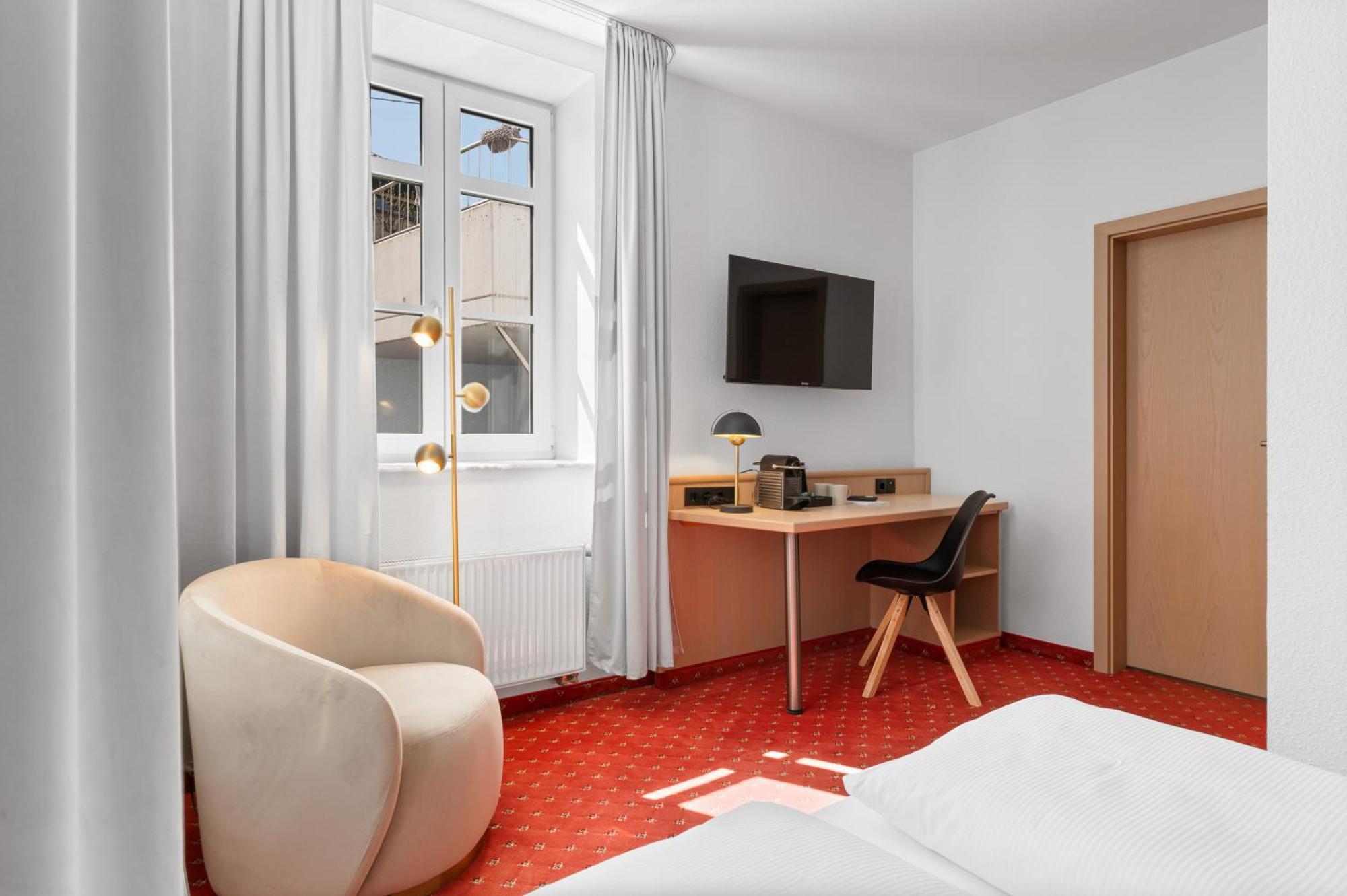Steiners Hotel Airport-Messe Щутгарт Екстериор снимка